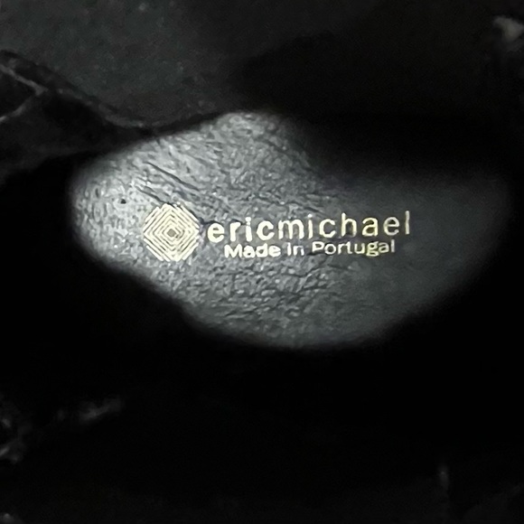 Eric Michael- Black Leather Pull-On
Booties Size: 5.5 - Picture 9 of 9